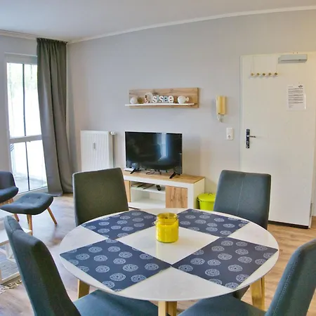 Strandnahe Mit Eigener Terrasse - Strandhaus Moenchgut 02 * Lobbe