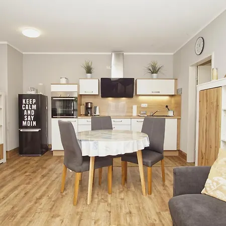 Apartment Strandnahe Mit Eigener Terrasse - Strandhaus Mönchgut 02 Lobbe
