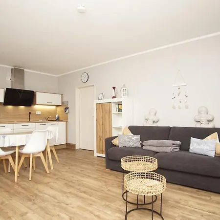 Apartment Strandnahe Mit Eigener Terrasse - Strandhaus Mönchgut 02 Lobbe